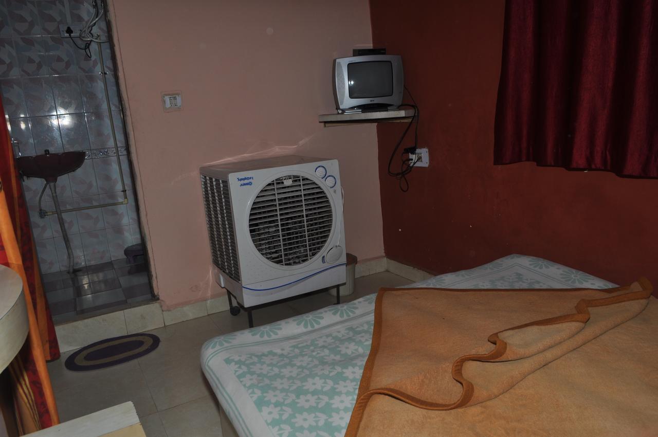 Hotel Parikalp Pachmarhī エクステリア 写真